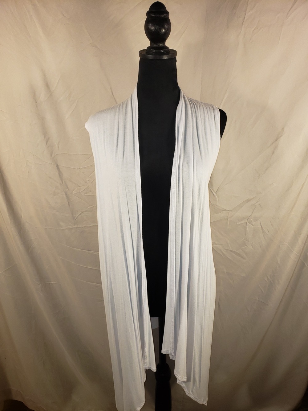 Sleeveless Open Front Drape Vest in White - M